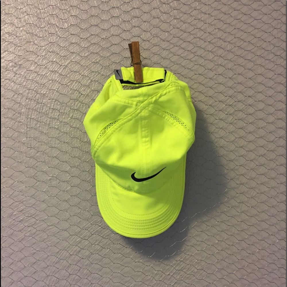 DRI-FIT NIKE HAT